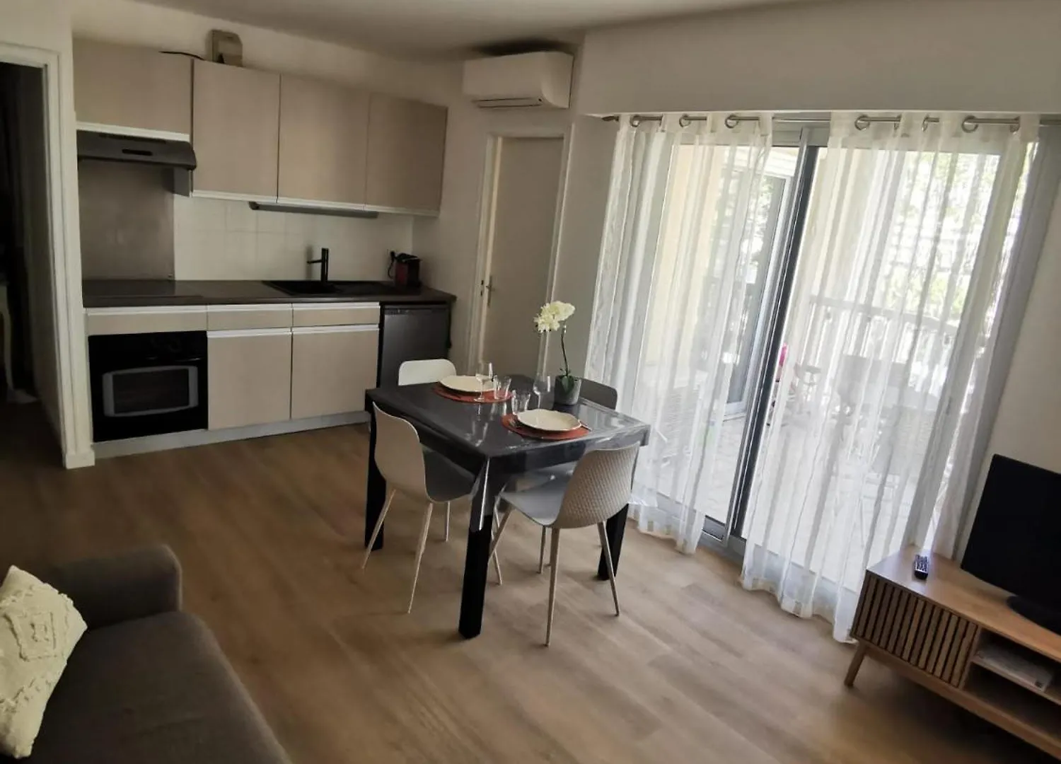 Lido, Private Apartment Seaside, Parking, Swimming Pool Cagnes-sur-Mer
